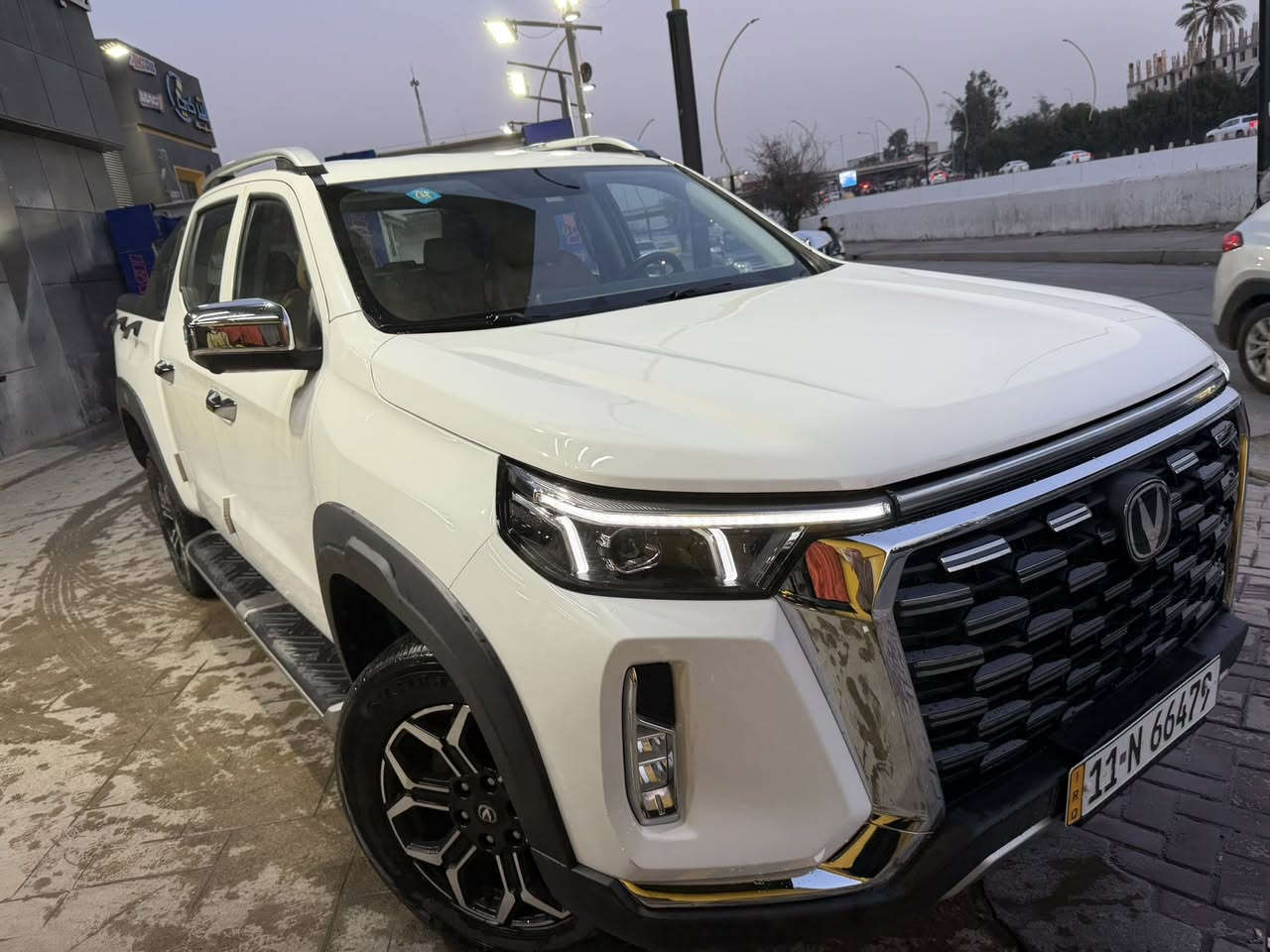 شانجان هنتر ٢٠٢٥ ماشيه ٢٤
ضمان شركه 
سياره بيهه حادث بجم بدون ايرباكات 
مبدل بنيد ودعامه وصبغ ربع جاملغ 
صوره الحادث موضحه ويه صور 
كير طياره 
محرك ٢٠٠٠ تيربو 
سايدبريك بصمه 
جلد 
تحكمات ستيرن 
شاشه متصله
داخل بيجي 
رقم بغداد 
السعر ٢٠٠$ 

***********
