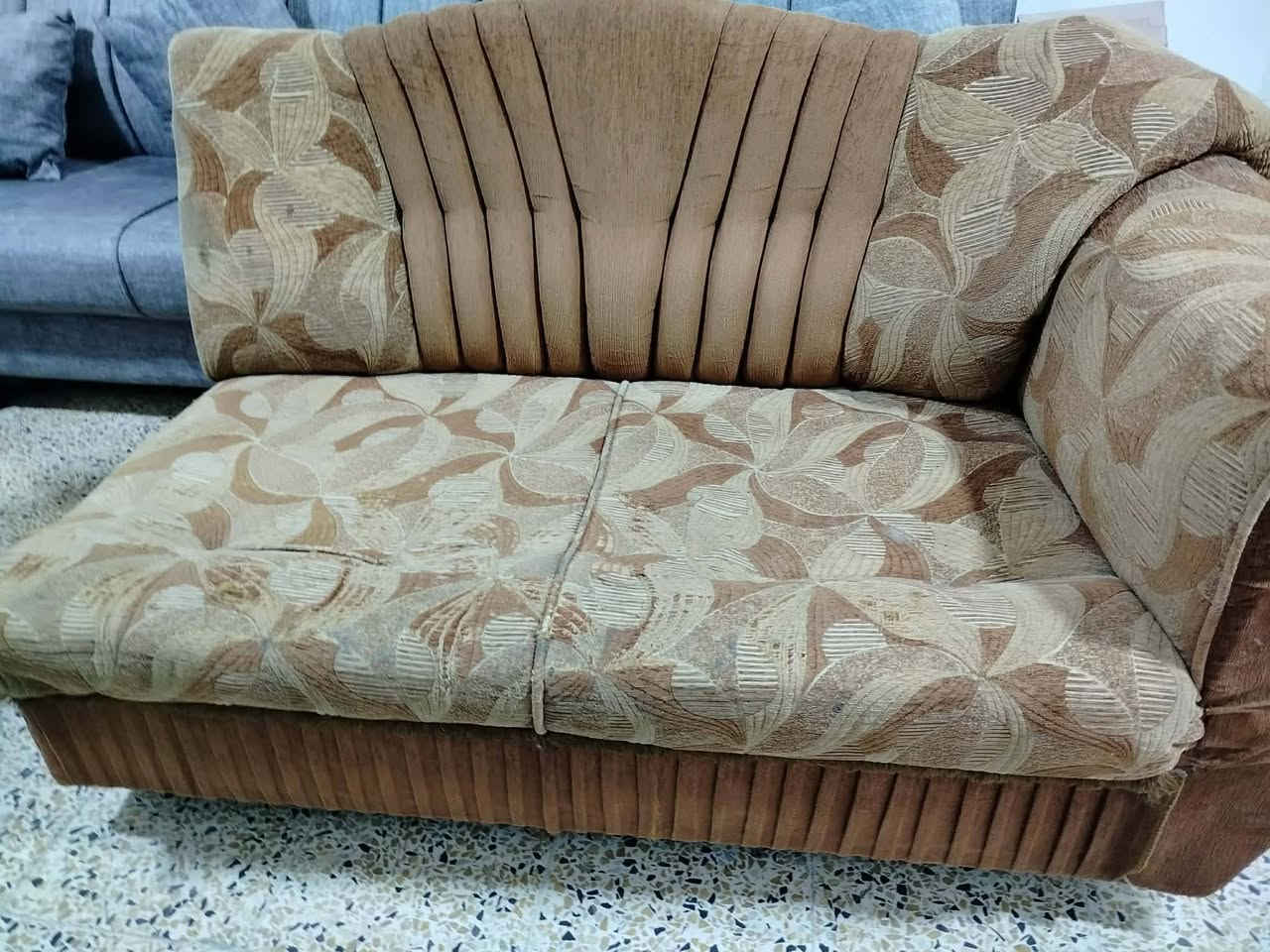ديوان للبيع ٣قطع


**إذا كنت صاحب هذا الإعلان وتريد حذفه لأي سبب، رجاءا أرسل رسالة إلى الدعم الفني**