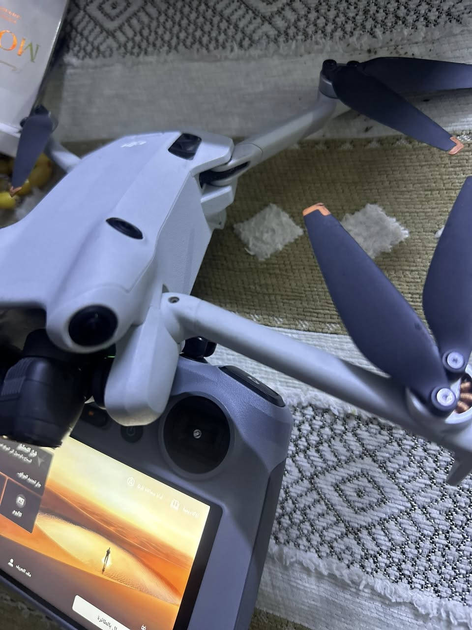 درون مني 4 اخو الجديد ملحقاته كامله للبيع سعرها 1250للتواصل وتساب ***********مكاني بغداد توصيل محافظات ما عندي
