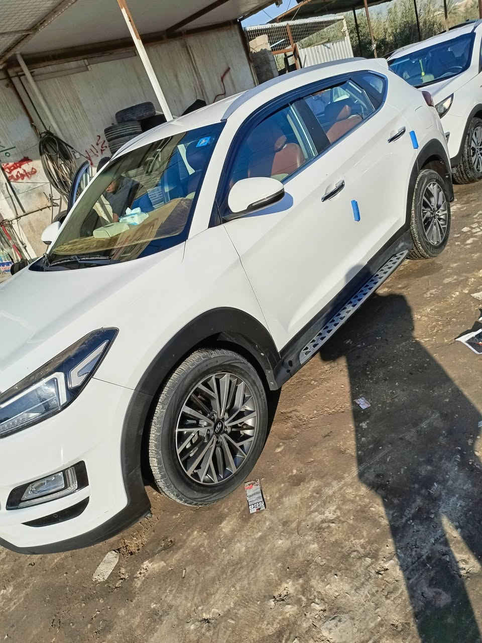 تحية طيبة🌹🌹🌹
للبيع هونداي توسان خليجي شركة الگاصد موديل 2020
المواصفات فول 1____1 ماشيه 64 حقيقي بسمي
مكفوله من صبغ وتبديل والحادث 
كير محرك صدر تبريد كفاله عامه ع الشركة 
تخم تاير جديد ابيع عل سونار
رقم بغداد تحويل مباشر. 
مكاني بابل الاسكندريه 
ت ***********
السعر 220$ بيهه مجال
