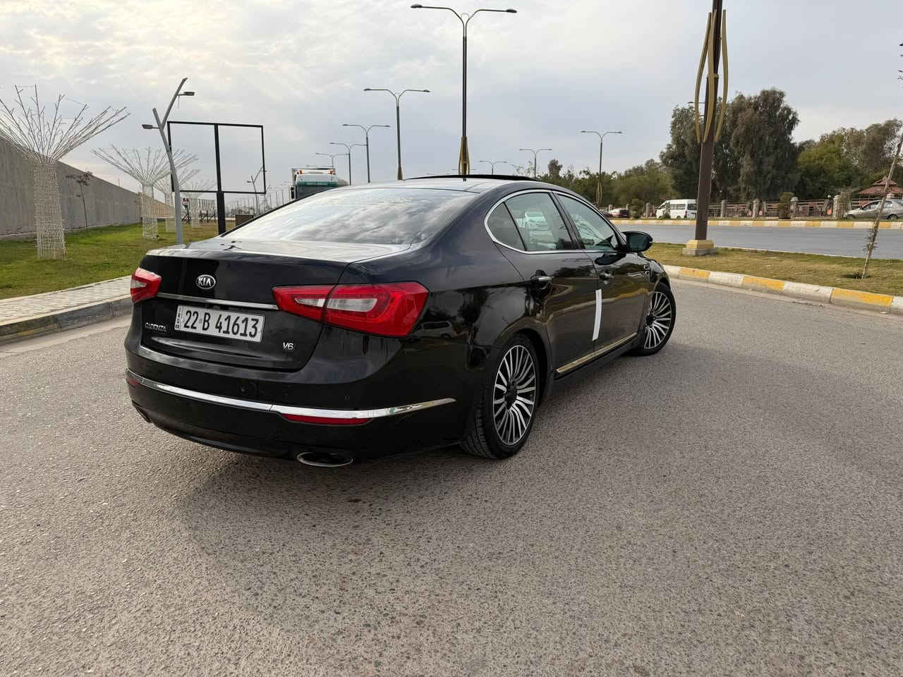 للبيع كادنزا ٢٠١٥ خليجي رقم اربيل مكينه صافيه لارواجز ولاصوت مامفتوحه سياره بيه ٥ قطع سعره ١١٧ مكاني فلوجه ***********
