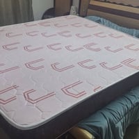 دوشك سنفنج سوبر ضغط عالي ٢٠سم الارتفاع الطول ٢ م  العرض ١٨٠سم مستخدم ل...