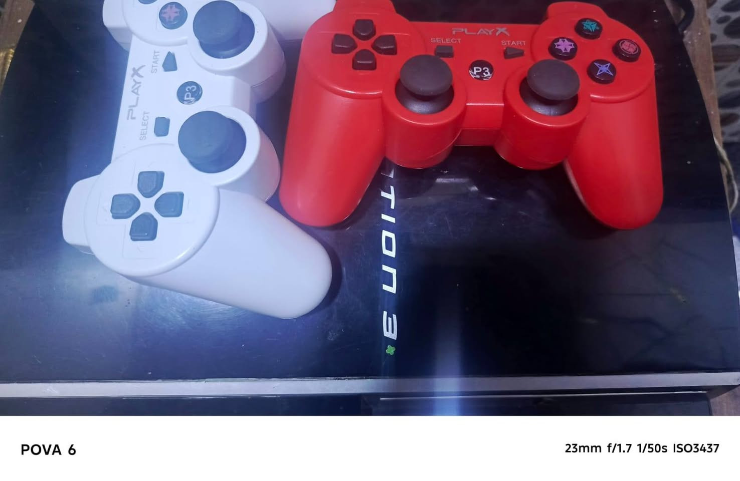 🎮 للبيع بلايستيشن 3 (PS3) بحالة جيدة مهكر
✔️ تحديث النظام: 4.92
✔️ سعة التخزين: 74GB
✔️ يشتغل تمام بدون مشاكل
✔️ مخزون بيه ألعاب وجاهز للعب
وياه جوستكات عدد 2 

السعر 130 وبيه مجال 👍
للتواصل خاص.‏‪***********‬‏
