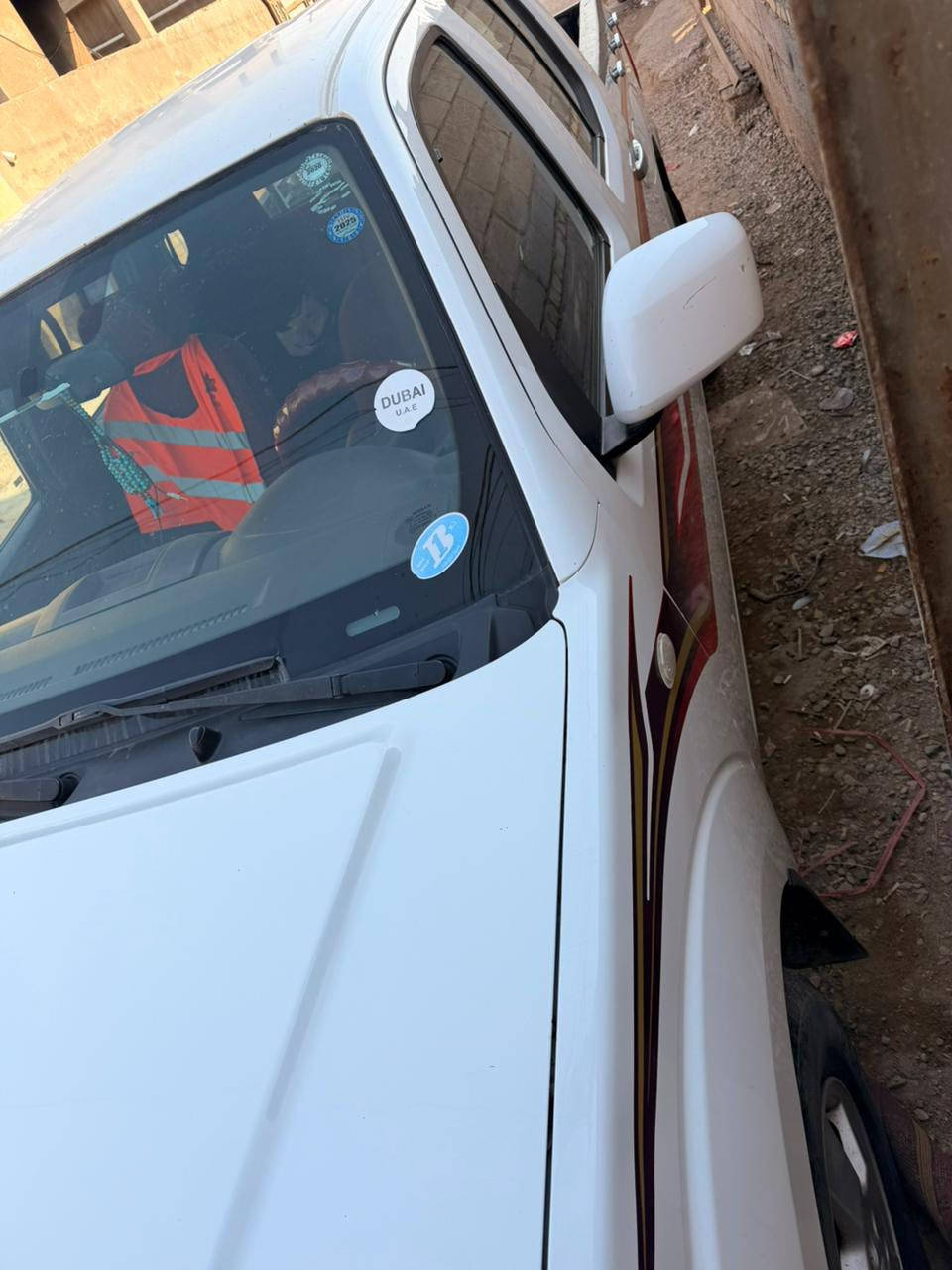 سلام عليكم نيفاره ٢٠١٣ بيه طخات بصيطه مكينه خير من الله كير حداديه كله باحاله جيده مكاني بغداد 
رقم ***********

سعر ١٢٥ 
او مروس حسب القناعه
