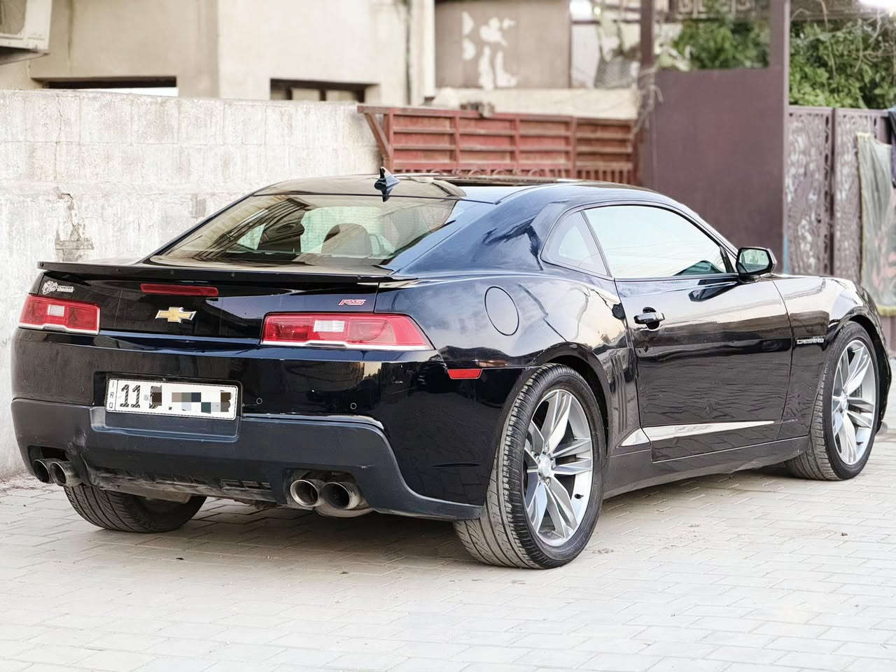 السلام عليكم من رخصة الادمنية
للبيع كمارو 2015 RS V6 3600 جديدة كلش 
فول مواصفات للاخير عده الفتحة كشنات جلد
داتا شو كيجات يم الكير كشنات كهرباء شاشه
مع كاميرا و حساسات شاشه اعطال وسطيه 
كير محرك صدر امامي خلفي تبريد كله كفاله
تخم ويل و تاير جديد تو سايز السيارة جديدة
رقم بغداد الجديد شرط التحويل مكاني شارع فلسطين
عارضها ب 103$ بيها مجال اي استفسار ***********
