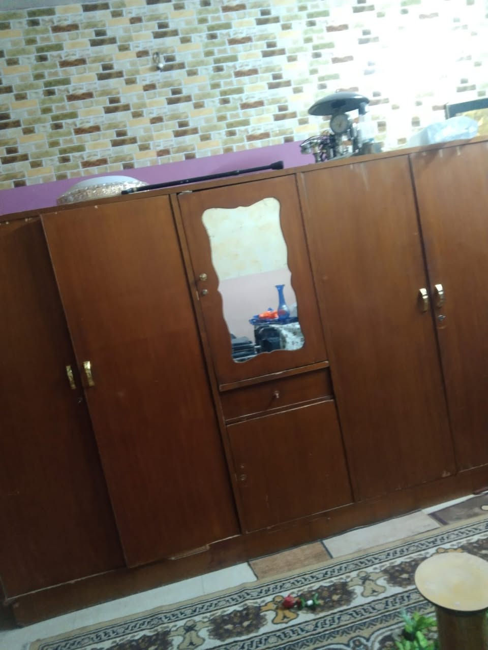 غراض للبيع للاستفسار مراسلة الصفحه او ع الرقم تالي ***********
