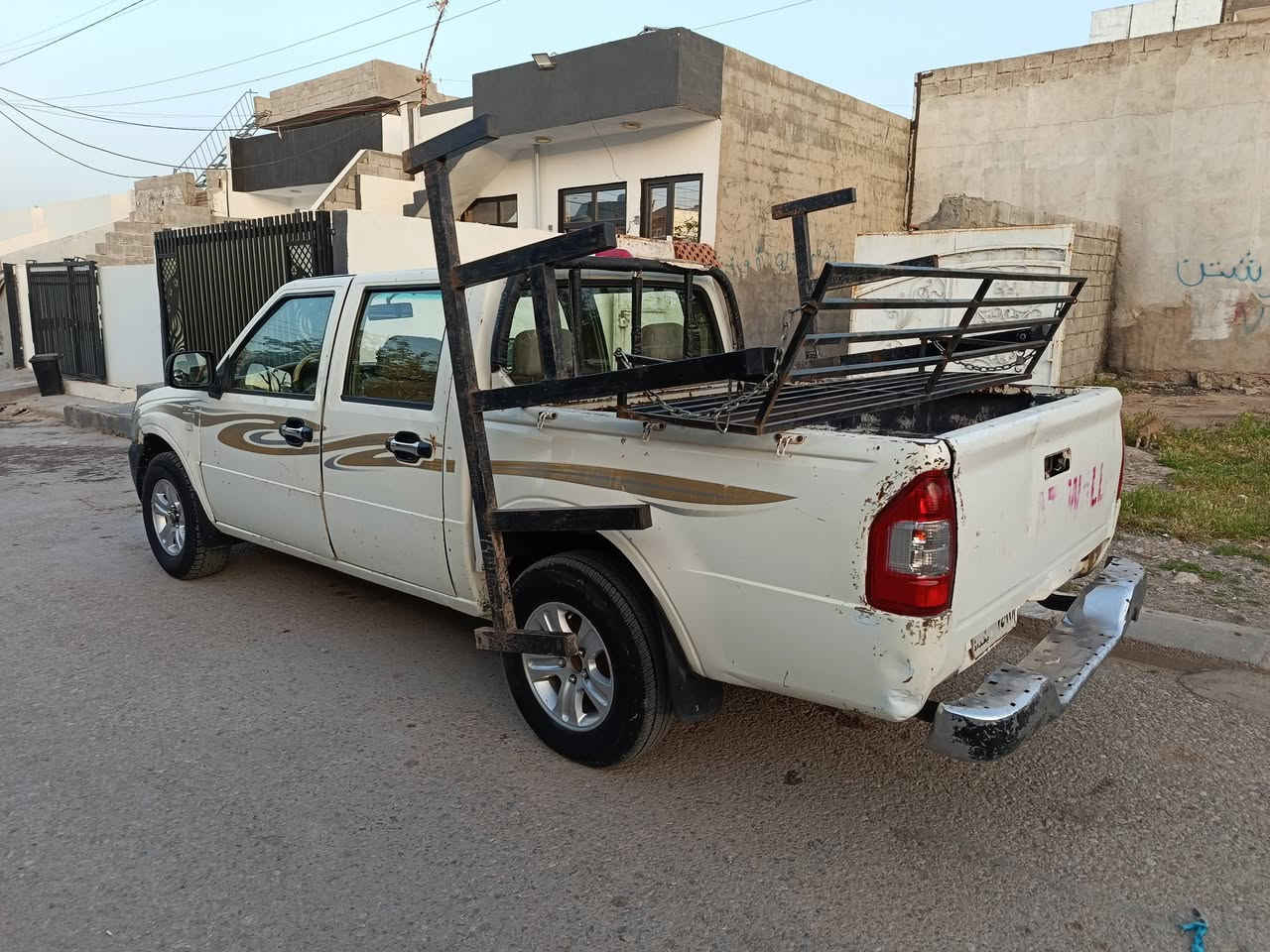 گۆنا مۆدێل 2007 مەکینە بەخ مەنەفێسو سەنەوی بەشەرت سەیارەکەمان داعامو لێدراوی بۆیاخی نییە ناونیشان چەمچەماڵ سعر 22گڵا ژ.م کۆڕەک***********
ئاسیا***********
