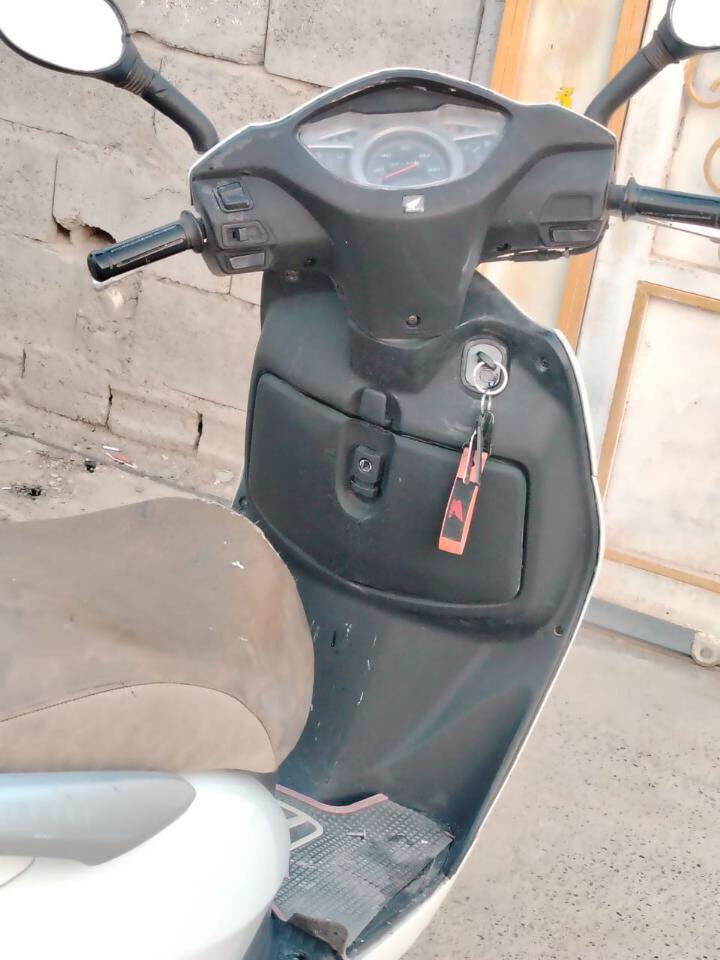 ليدي حديث للبيع مفتوح خابرني بيك خير وتدلل (***********)
