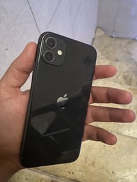ايفون 11 • ١٢٨ • بطارية ٧٣