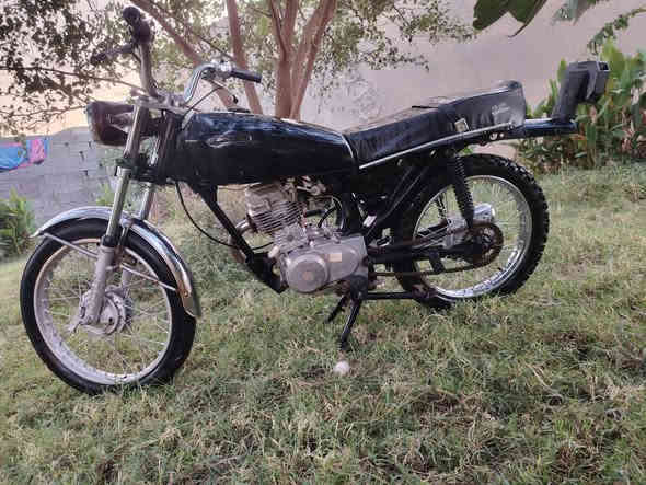 السلام عليكم دراجه أوراق استنساخ شاصي ١٥ دراجه محركها خير من الله سعر 325 مكاني بين الرفاعي والنصر ***********
***********
