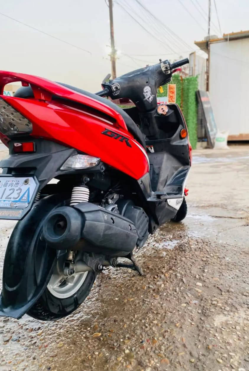 ـ سلام عليكم
ـ جيتي ار للبيع نضيفه واحلى من صور 
ـ دراجه بلاديه كلها فقط البجم او الكفر الامامي بلادي ومصبوغ موتجاري فقط غيره دراجه كفاله وكلها بلاديه .
ـ دراجه مكينه كفاله سبانه ما ممدودة عليها .
ـ كربائيات كلها شغاله اي نقص ما بيها كامله مكمله.
ـ شلعه ومعدل فول شلعه شك الكاع. 
ـ مكاني بغداد الاعطيفيه.
ـ سعر {875} وبيها مجال ححك الجيه.
ـ للاستفسار ‏: ‪***********‬‏ .
