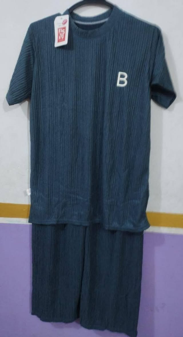 السلام عليكم عندي دشاديش  خفاش نسائيه  نوع القماش فانيله سعر ع 5
وتراكات نسائيه نوع القماش  كريشه   سعر 5 وتراكات ولادي السعر  5 
 الوان متوفره بيها   ويوجد توصيل داخل النجف


**إذا كنت صاحب هذا الإعلان وتريد حذفه لأي سبب، رجاءا أرسل رسالة إلى الدعم الفني**