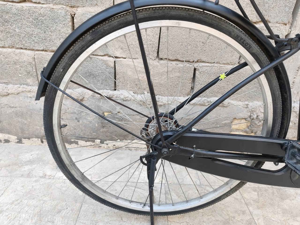 السلام عليكم
باسكل اسود سياحي 
حجم 27
السعر 75 وبيه مجال 
المنطقة: حي الزيتون قري جامعة الفرقدين
الرقم: ***********
