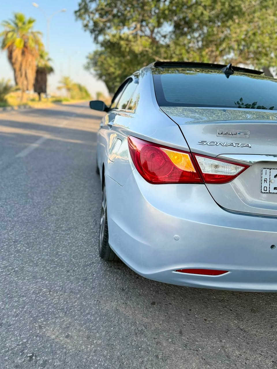 سوناتا لمتد فول للاخير امريكي 2011. 2400
لون بحري مميز متغير 
بانوراما
ويل كب 18 اصلي مع تخم تاير جديد
تبريد قطعتين مناخين وتبريد خلفي 
اشاير بالمري
مري كهرباء 
بصمه تشغيل وابواب
تدفئه كشنات
شاشه كبيره
سستم صوت انفنتي دمام اصلي 
وكاله 8سماعات
مرايه تعتيم ذاتي وبيها بوصله رقميه
كروز سرعه
السياره شديتلها محرك حاويه جديد ب14 ورقه
حداديه اماميه خلفيه جديد ميزانيه وبلنص
راديتر اصليه جديده مروحه اصليه جديده انسى الحماره
كلشي بيها شغال وترايك 200 وين متريد
اخوان السياره متعوب عليها مال جناي
رقم كربلاء باسمي انكليزي الجديد
حادثها من امريكا فقط دعاميه بدوك كلشي
وهنا بيها تلحيضات اني سويتهن بيدي بدون اي حادث
وعندي فيديو قبل الشغل 

للاستفسار ***********
***********
