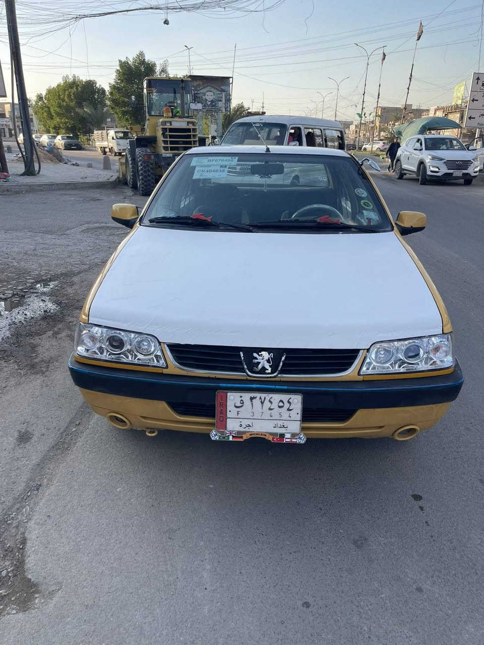 السلام عليكم بيجو 2016 كير ومكينه لاصرف ولا بخار صدر تايرات تبريد كله جديد بيها جاملغ صبغ بدون دواخل      شاشه تاب كامره حساسات بجم زنون دواخل لدات السياره جاهزه من كلشي والف مذب عليها مكانها بغداد السعر 39 وبيها مجال ***********
