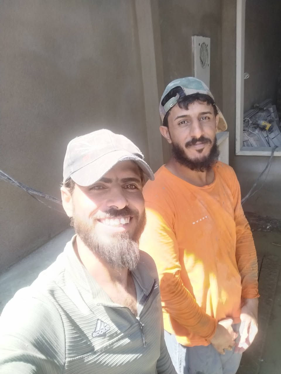 لبخ سمنت مالج كامل 1500,النص مالج 1000, الشربت داخل البيت 500,    حالين متفرق وهذا رقمي وبي واتساب *********** خبرني ودلل
