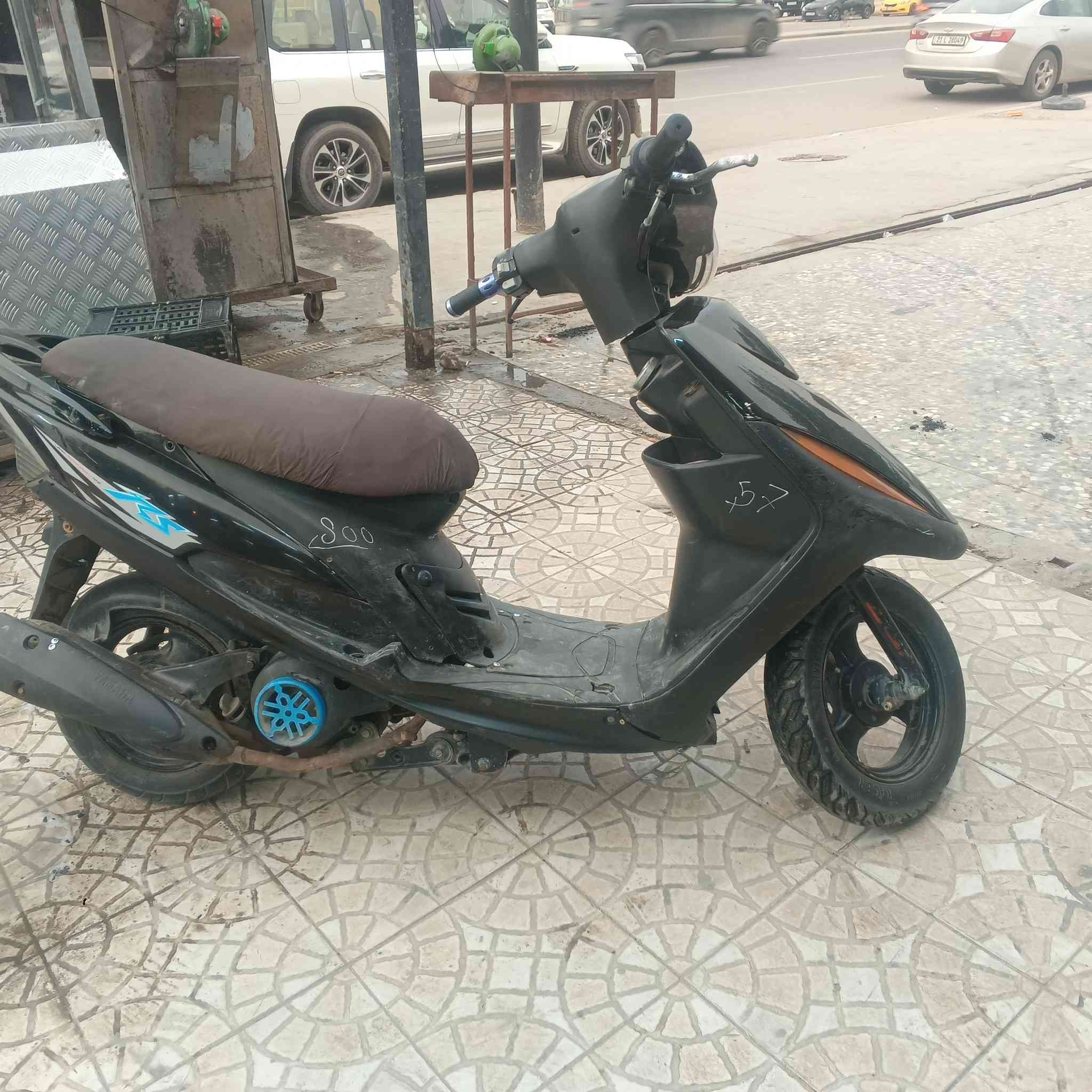 دراجه ماكس عدله مفتوحه فتحه وحده بلادي نضيفه ب500وبيها مجاله
الرقم ***********
