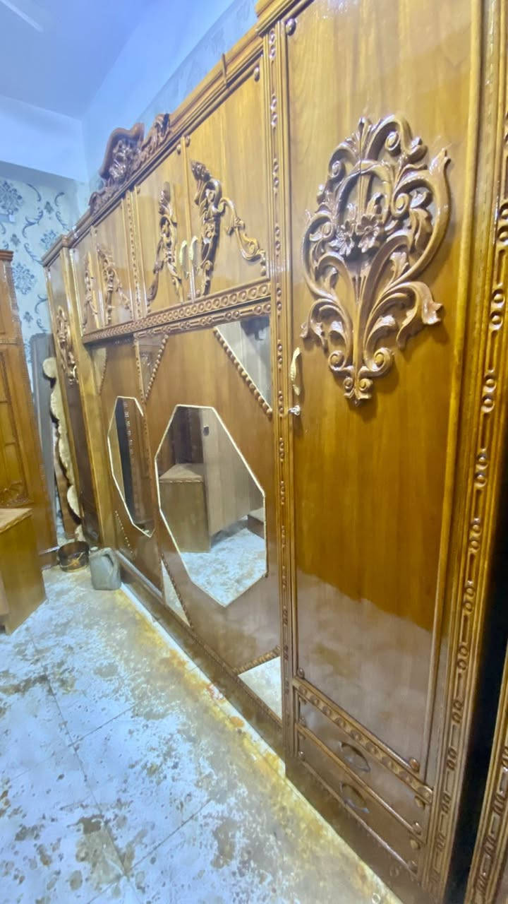 غرفه 6 باب ملحق صاج داخل وخارج ضهر جرجوبه شغل درجه اولى مستعمل موديل دنك زان مصري سلايت بغداد الأمين الثانية ***********
