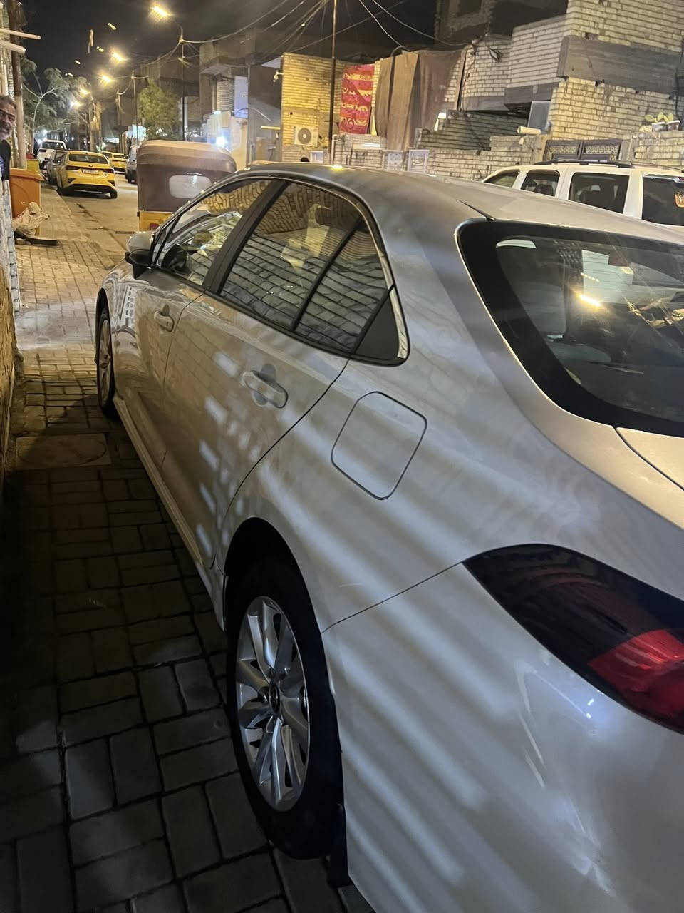 السلام عليكم البيع كورلا 2023
خليجي ياباني اصلي ساز 
كفاله عامه فقط بيها حلوب خفيف 
فول موصفات 
مري شفط 
بصمه 
رادار امامي 
شاشه 
السعر 165وبيها مجال 
مكان بغداد  حي اور 
***********
