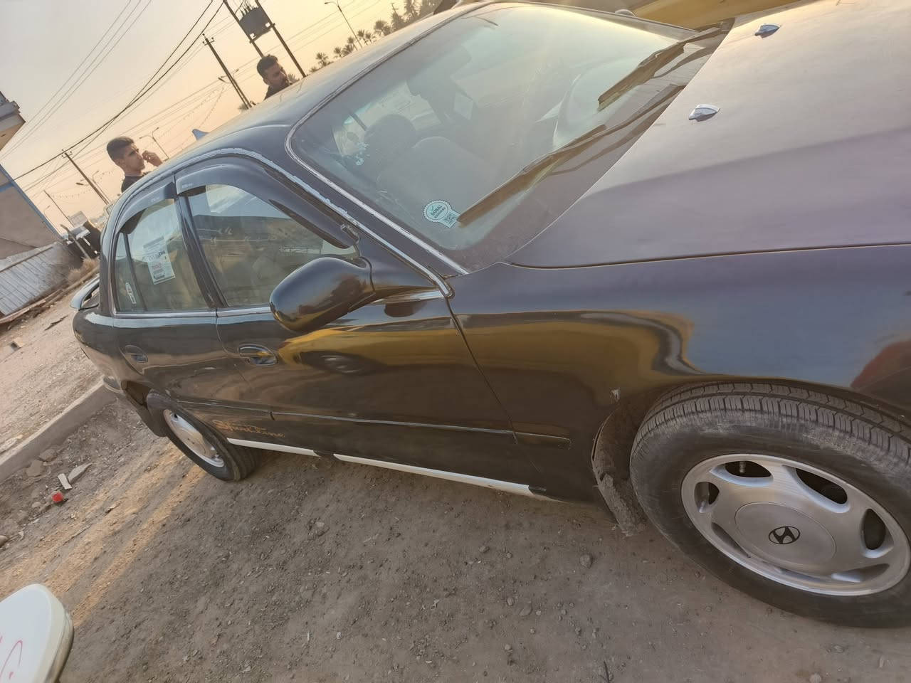 سوناتا 2 موديل 1995 لون زيتوني  
سيارة جاهزة من كلشي   رقم بغداد

كير اتوماتيك
تأير ويل كب
صدر جديد
كهربائيات جاهزة 
تبريد 
وتدفئه شغال
كير ومحرك جديد
غرفه نضيفه 
منضومه زنون وجميع كهرباء شغاله
صبغ عام 

سعر 52 ورقه بيها مجال
مكان بغداد اليوسفية 
***********
