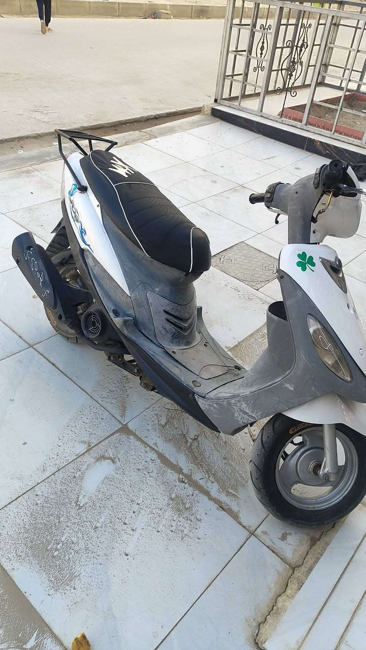 السلام عليكم دراجه ماكس منغولي للبيع دراجه مفتوحه بوشه 50بلاد 
مكينته ناعمه سعره 500وبيها مجال قليل جداً 
الاستفسار ع الخاص او ع الرقم***********
