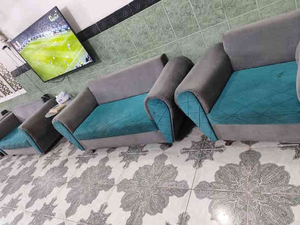 سلام عليكم عندي تخم قنفات للبيع  عدد 16 نفر مستعمل 300. و بيه مجال للااستفسار الاتصال ع الرقم.....
***********

او مراسله الصفحه...المكان النجف الاشرف
