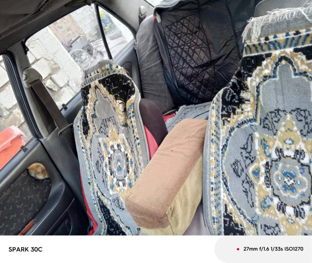 لانسەر مۆدیل93کیرو مەکینەی بەشەرت جارجام کارەبای تەبریدی مەزبوتە بە س رادیتەی تەبریدی بیوانیە دەنا کیشەی نیە وەکالەو بەناوکردنی بەشرتە ساحیب سەنەوی لەکەرکوک دادەنیشیت وە کۆبۆنی بەنزینیشی لەکەڵە هەرجوار تایەی نویە تازا بەسترایە بۆی سەنەوی تا2029نوی کراوەتەوا بنیمان کامل توند کردتەوا کیشەی نیە کەرمی مەزبوتە سحریشی 24محامەلە *********** لەهەولیرا أربيل, العراق
