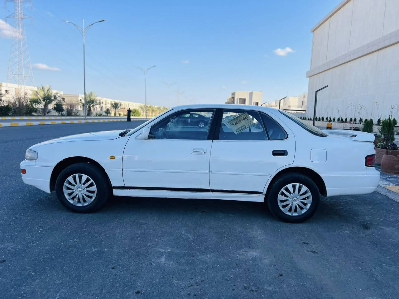 تويوتا كامري موديل 92 لون ابيض
رقم اربيل شرط التحويل والغرامات 

السيارة بلادي يسرى بدون تحوير 

السيارة محرك كير شرط

محرك 4 اسلندر شرط لا تبخير ولا تنقيص 

تبريد ثلج شرط صدر دبلات جدد

اربع جامات كهربائي

قفل مركزي 

السيارة جديدة داخل وخارج وترايها فول 

السيارة بسعر مناسب جدا 52 وبيها مجال للشراي 

العنوان صلاح الدين تكريت

للتواصل ***********
