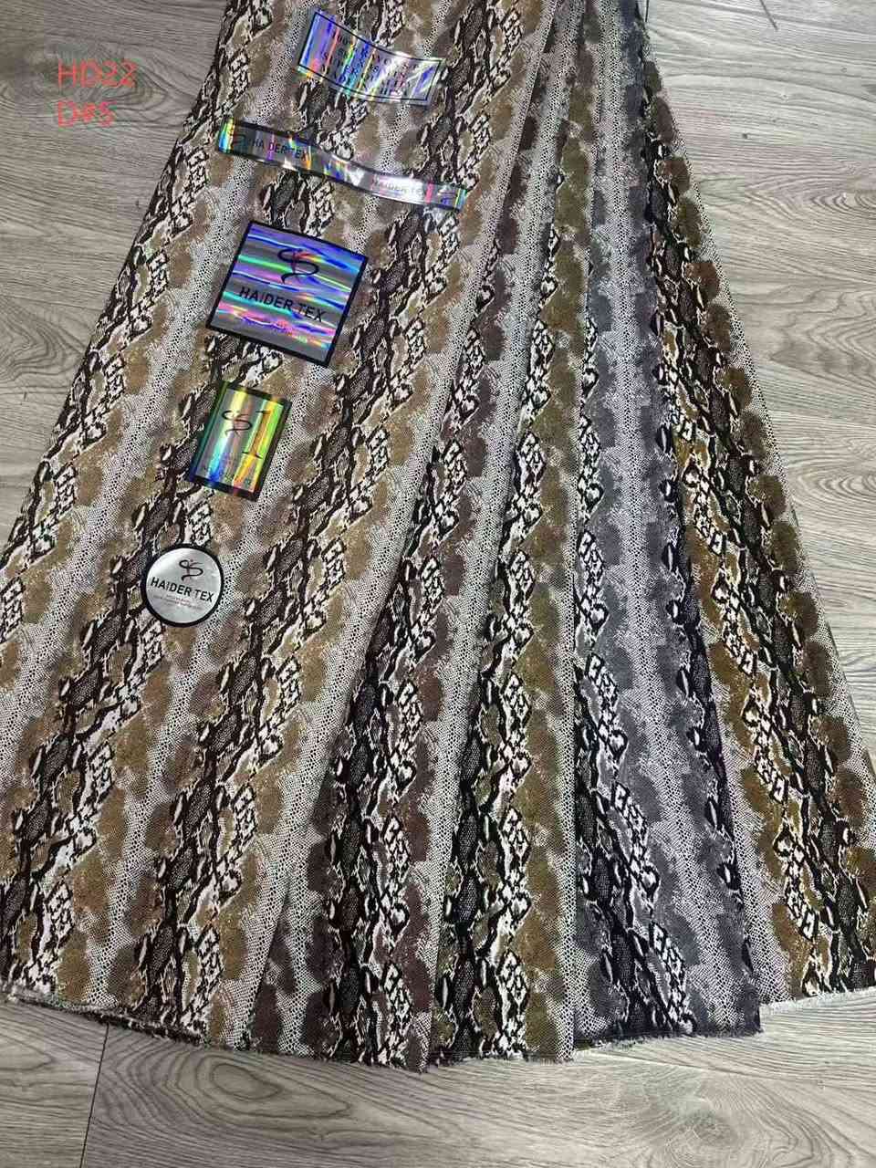 اقماش إيطالي الشمالي الأصلي نقشات درجه اولىً الثكيل  سعر القطعه 5 لف للحجز واتساب ***********

يتوفر توصيل 🚗🚗 بكل محافضات العراق خلال ٢٤ ساعه راسلونا وتدللون
