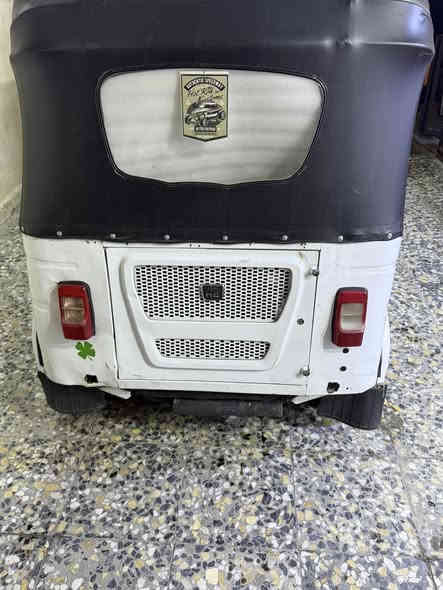 السلام عليكم 2022 شهر 3 تكتك للبيع رقم وسنويه بغداد مكينه بجيس كشره نضيف العنوان الكماليه شارع المصرف السعر 7100
😜***********3
