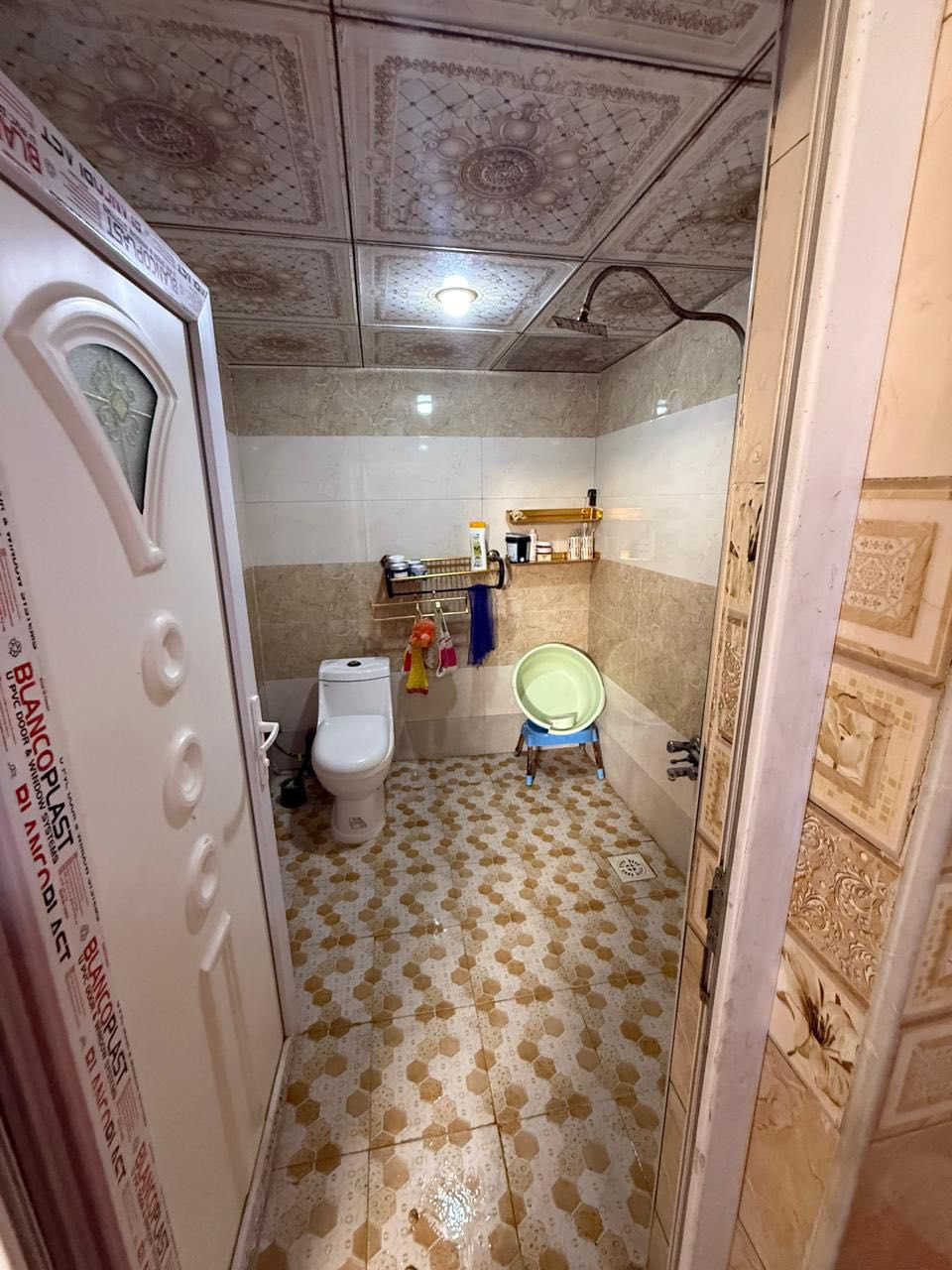 🏡 للبيع — دار وقف سني 🏡

📍 الموقع:

البصرة / ابو الخصيب

شارع سيد حامد — قرب معمل بلوك الشيخ

📐 المساحة: 180 متر

🏠 تفاصيل الدار:

▪️ 4 غرف

▪️ هول

▪️ ديوانية خارجية

▪️ حمامات خارجية

▪️ موقع مرتب وهادئ

💰 السعر: 45 مليون قابل للتفاوض

📞 للاستفسار:***********
