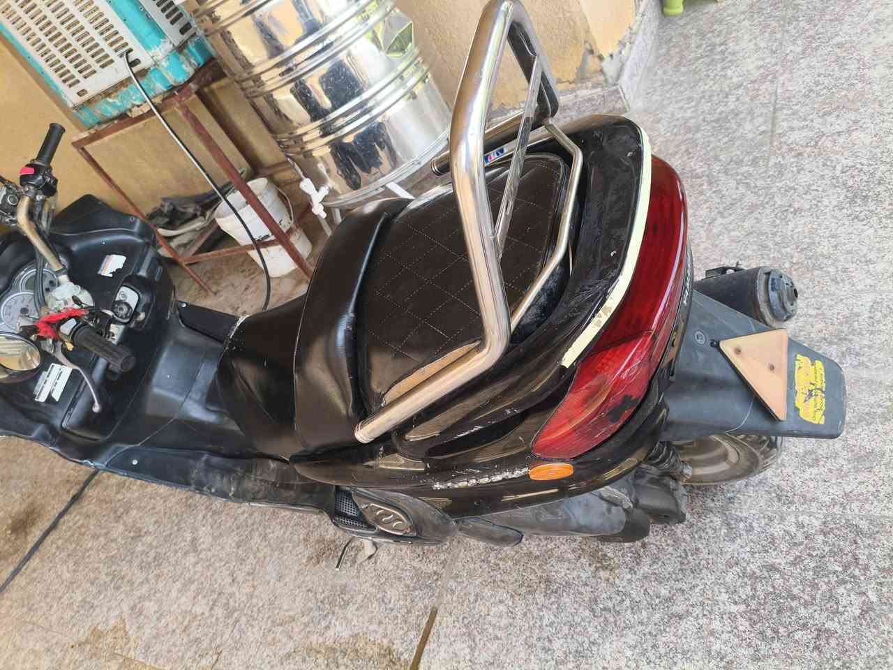 دراجه ياماها ماجسته دبل رون للبيع المكان واسط صويره السعر 400 وبيها مجال قليل حك الجيه للستفسار الاتصال ***********
