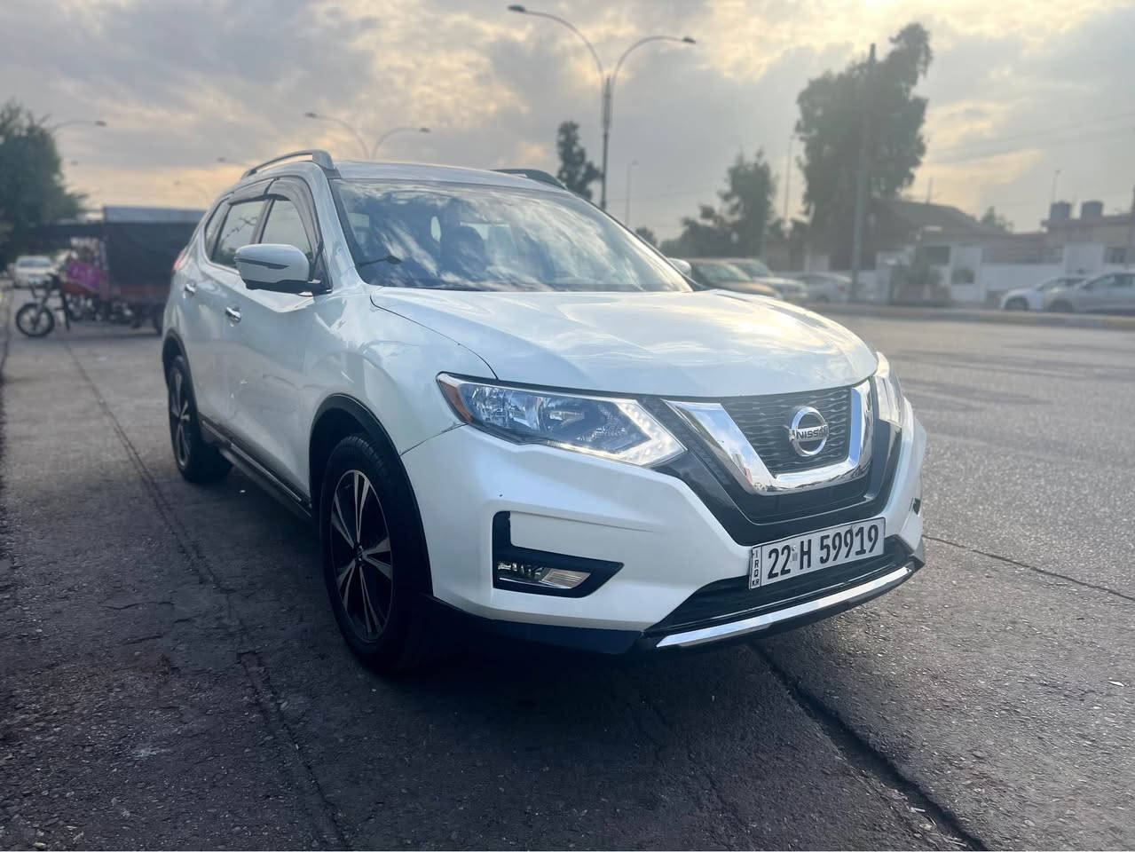 نیسان رۆگ sv+ 2017
فول فول مواسفات 
بانوراما
صندق شفت
کشن کهربائی
کشن تدفئە هیتر
ستیرن تدفئە
سوکان هیتر
نزام
ئیکو سبورت عادی
٥کامیرا
ئاوینە ئشارت +رادار
لایت ئوتو
٥قطعە صبغ
پێنج پارچەی بۆیاغە
ارباک ستیرن سستم
ئیرباک بەس سوکان سیستەمە
سنویە رقم هزە جدید
رەقەم و سەنەوی و هەزەی هەتا ٢٠٣٠نوێیە 
بسمی بەناوی خۆمە
مکان اربیل شوین هەولیر
سعر ١٣٥معاملە قلیل مەجالیکی کەم
*********** واتساب أربيل, العراق
