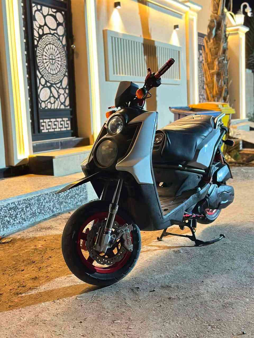 السلام عليكم للبيع
سكنس جبلي 
دراجه فول شوفت عينك 
صالنصه رياضي اصلي 
ستيرن كاوسكي 
فج رياضي اصلي 
دبل امامي اصلي رياضي 
يدات رياضي 
كلجات رياضي 
يدات بريك رياضي 
طلاعات مال رجل 
وبيهه بعد كومه شغلات 
مكينه بلاديه  دراجه جديده ب معنه لكلمه  
جيب فيتر وفحص  السعر 1450وبيهه مجال 
مكاني بغداد الزعفرانيه ***********
