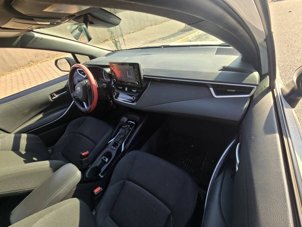 سلام عليكم تيوتا كورلا للبيع إصدار 
SE NIGHTSHADE APEX 2022
السيارة بيها كت كامل أسود بلاد من الشركة نسخة مميزة حادثها اشوية من البونيد ومصبوغ على كدة والدعامية ***********
5YFS4MCE1NP131818 كويسينجاك, أربيل
