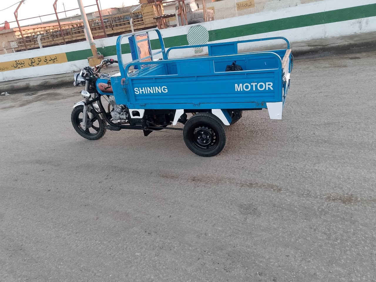 سلام عليكم ستوته لبيع موديل 21 وراق صولي وصل مال معرض موجود مكفوله من كلشي ما نقصه  برغي كهربائي كله شغال. السعر مليون 450 بيه مجال مكاني بابل عله طريق جبله ***********‬‏
***********
