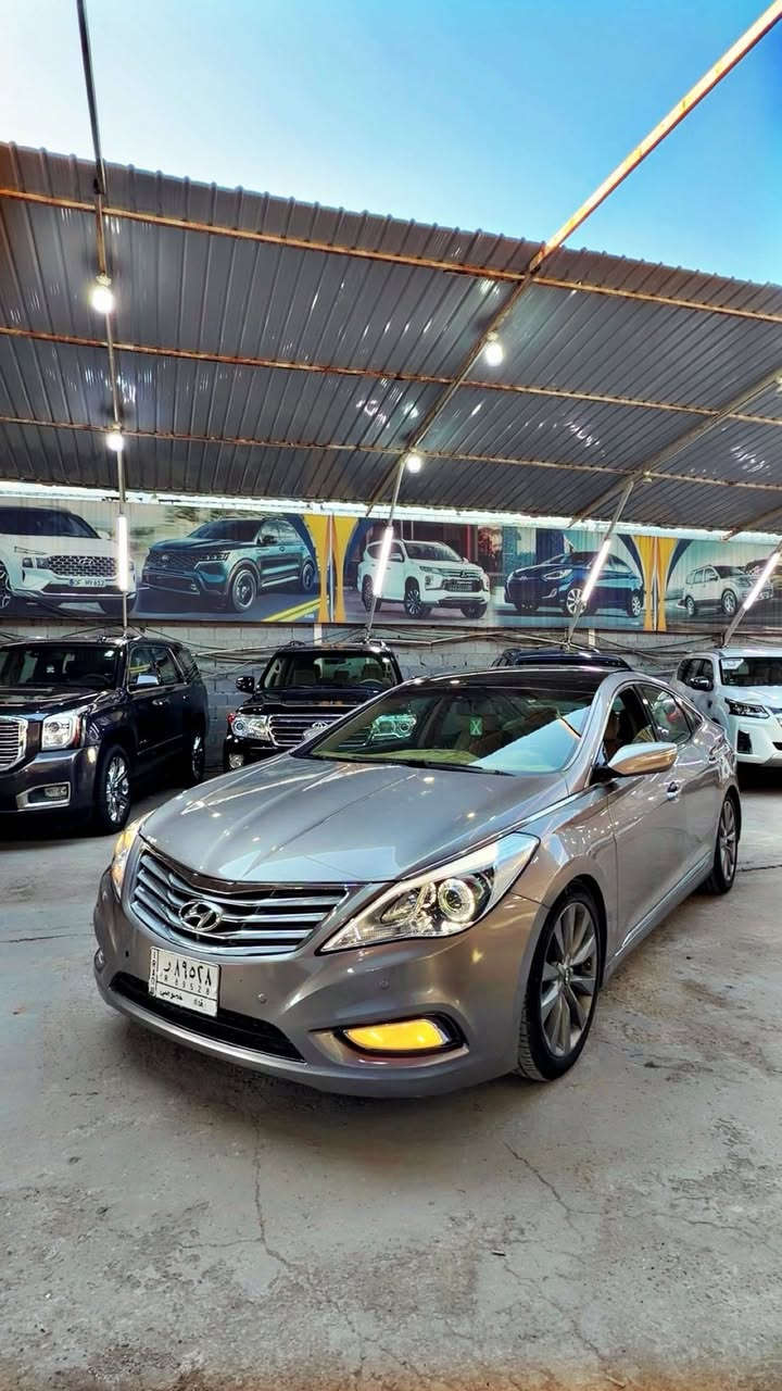 سلام عليكم
أزيرا 2013

فووول

بانوراما 

بصمه وتشغيل عن بعد 

شاشه وكامره خلفيه 

ماشية 110

تحكمات ستيرن 

كشنات جلد 

كشنات كهرباء 

كشنات تدفئه تبريد 

قطعتين تبريد 

مكينة 3300

بك لايت لد 

لد امامي 

سعر 97 قفل قفل 

السيارة بيها 4 قطع صبغ بدون ضربه فقط شخوط حادث امريكا فقط بنيد 

عنواني كاظمية 

***********
