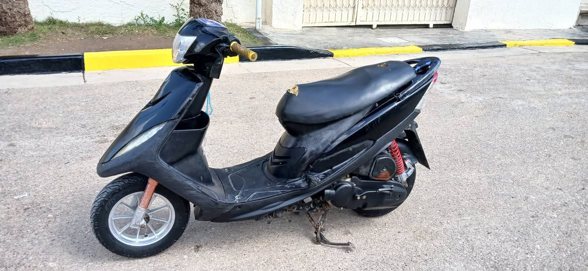 يا الله السلام عليكم للبيع ماكس عدله دراجه جديده وبلاديه مابيهه نقص كهربائيات كلها شغاله تايرات جدد مكينه مكفوله وناعمه لا تنقيص ولا نضوح السعر ٤٠٠ وبيهه مجال حك جيه مكاني بغداد الزعفرانيه رقمي *********** الشراي يتصل ويدلل
