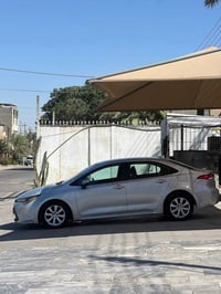 كورلا 2023 LE وارد امريكي بانزين فقط /رقم اربيل بسمي حادثه صفحه اليمنه...
