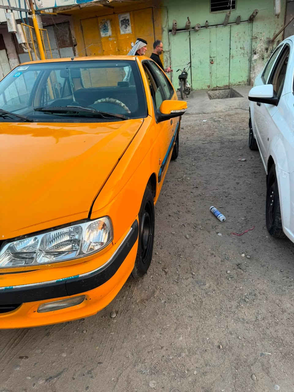 سلام عليكم 
بيجو بارص للبيع موديل 2018
سنويه ل32
رقم نكليزي مشروع وطني
تخم تاير جديد
تدفه تبريد 
ماصدات جدد مع لايت زنون
عينه وصينيه
كهربائيات عامه شغاله
شاشه 
كشنات بلاديه
مكينه وكير لا تنقيص ولا تبخير
حداديه 80بلميه
ضربتها جاملغ خلف سايق 
وبنيد طاير  السعر 40 وبيها مجال
***********
