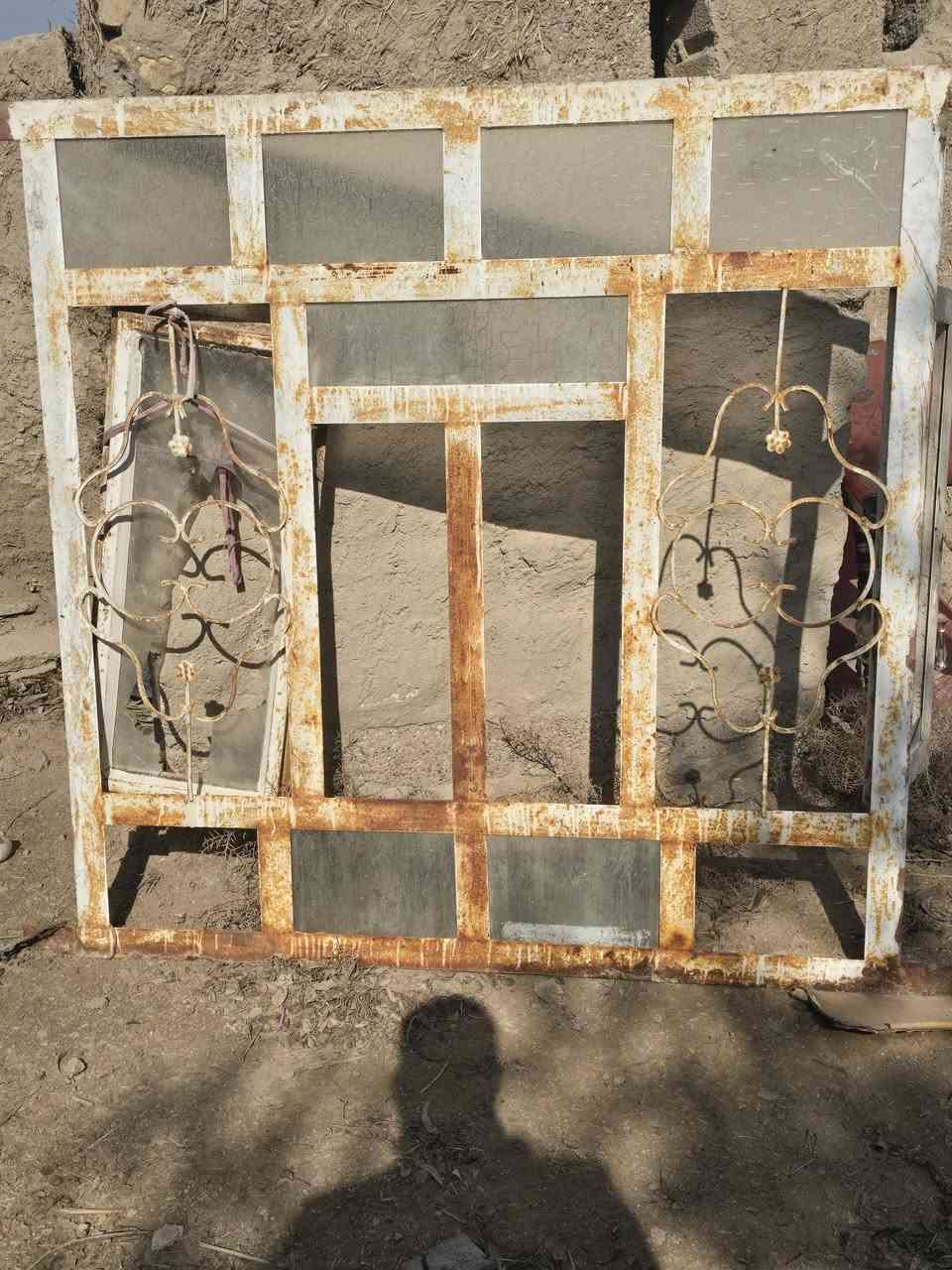 شبابيك وبيبان للبيع  ***********
