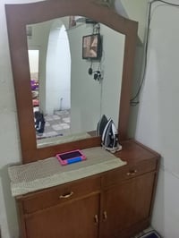 ميز امرايه • نضيف كلش • مع كومدي