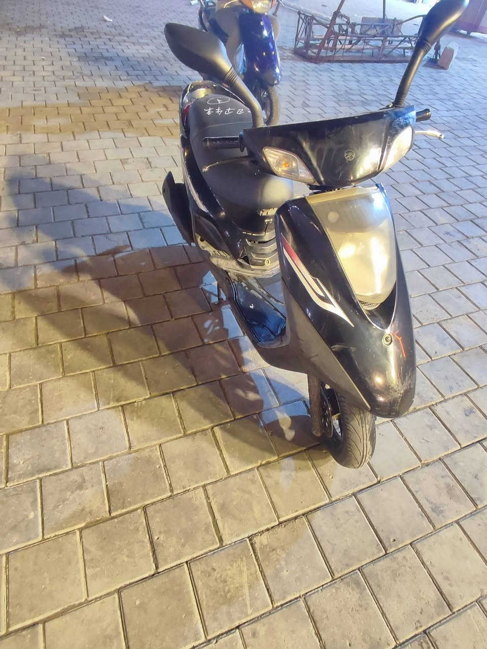 دراجه بريز للبيع
مكينه ناعمه شلعه ومعدل
كفرات اصليه
شغاله سلف وهندر 
كهربائيات كلهه شغاله 
دراجه مابيهه نقص 
السعر 500
المكان مدينه الصدر 
شراي اتصل ما متواجد ع النت 
***********
