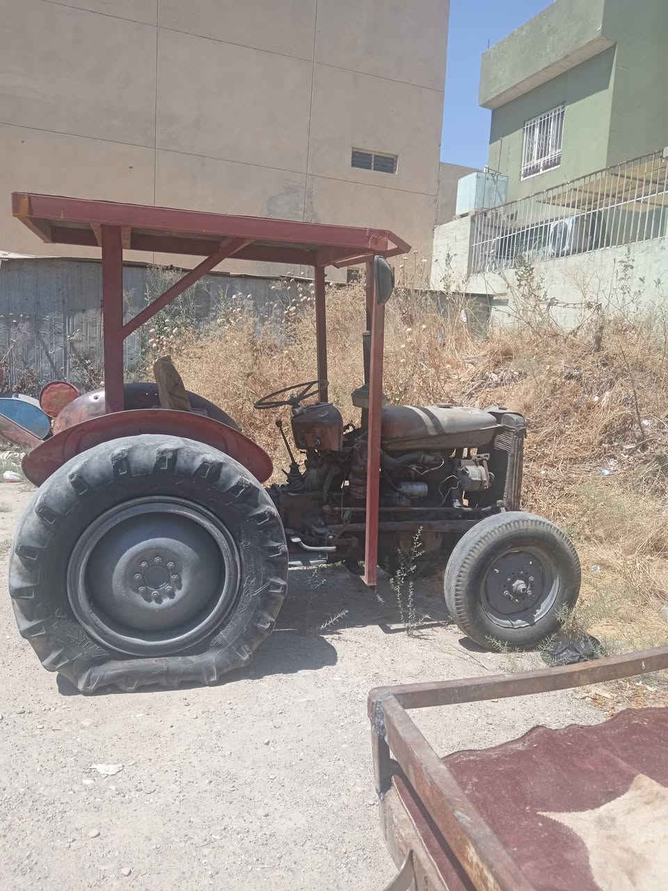 تركتر عربانه للبيع اتصال على هذا الرقم ***********/***********

