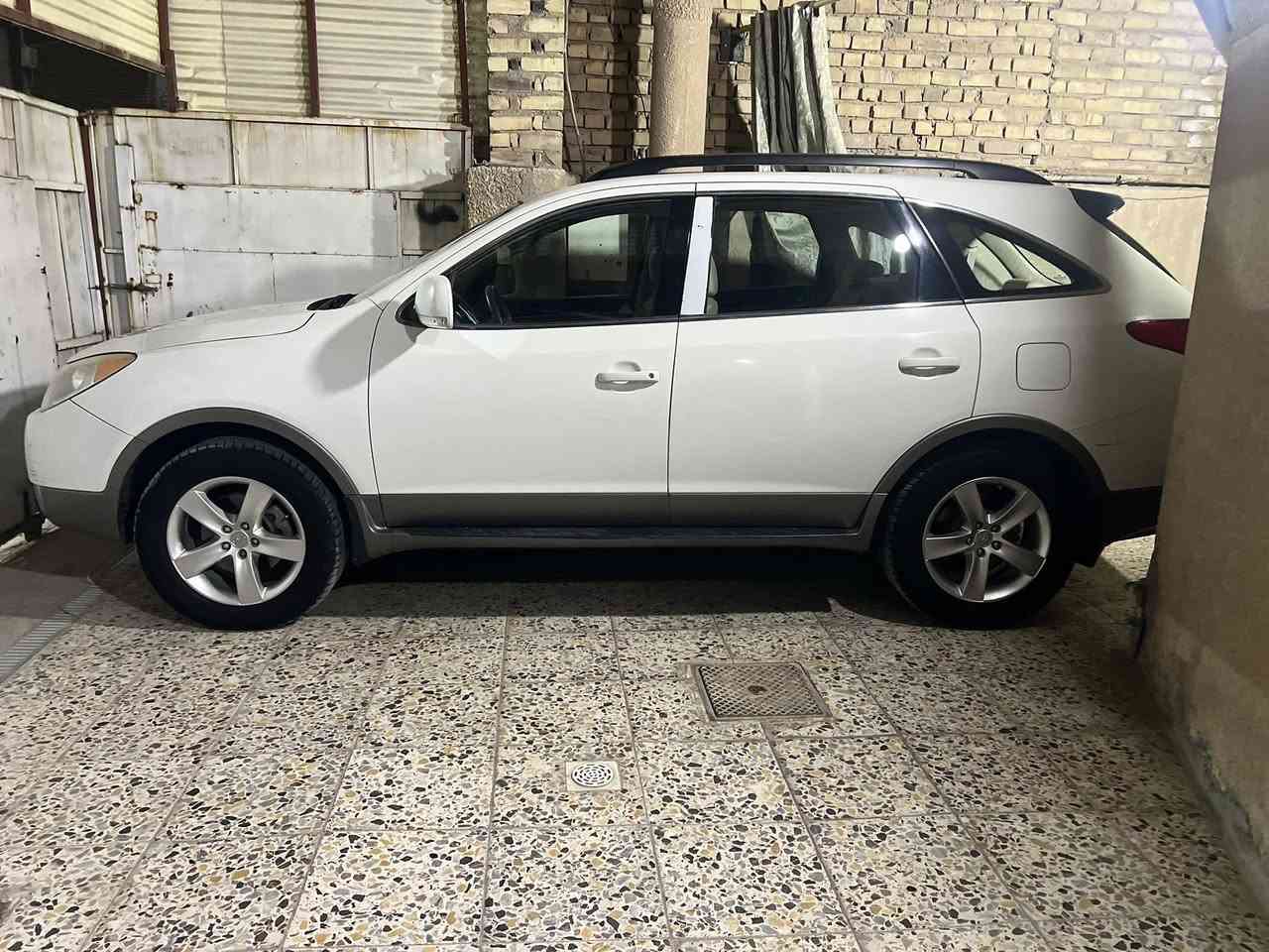 هونداي فيركروز  موديل 2013 السياره كفاله عمامة بدون حادث بدون صبغ  مواصفات فتحه سقف حساسات خلفيه تبريد 3 قطع كشنات كهربائيه كامره خلفيه مثبت سرعه اشاير بل مري مري شغط   تخم تاير جديد   كفاله كير و محرك  على سرعه 120 يدك الجرس. باسمي السياره. تحويل ثاني يوم. سياره سنويتها جديده و  ارقام جديده رقم بغداد الدولي. السياره جاهزه من كلشي ماشيه 197  السعر 153 و بيها مجال. مكاني بغداد الشعله رقم التلفون ‭

‭0771 945 6319‬
