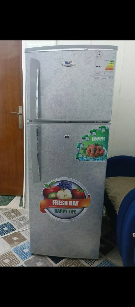 السلام عليكم غراض بيت مستعمله للبيع ثلاجه اخت الجديده ارتفاع ١٤٠ السعر  ١٧٥   ثلاجه هيتاشي ٤ ابواب ب٧٥  مغسله مع خلاط٣٥ بلازما الحافظ حجم ٣٢ بدون نت السعر ٧٥  قفص مكيف ٢٥ كاميرا مراقبه عدد ٢ غير مستعملات ب٤٥ مكنسه كهربائيه ب٣٠ سبب البيع الانتقال  والاسعار بيها مجال للشراي مكان تقاطع درويش المعالف قرب جامع البستاني


**إذا كنت صاحب هذا الإعلان وتريد حذفه لأي سبب، رجاءا أرسل رسالة إلى الدعم الفني**