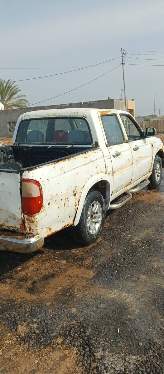 سياره شيري صيني للبيع موديل 2012 رقم بصره &المكان ميسان $استفسار***********
