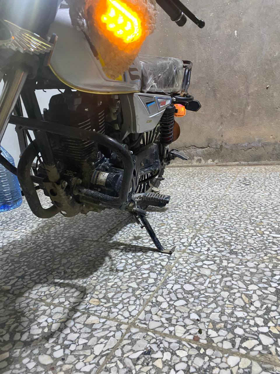 سلام عليكم
دراجه ايراني مديل2025دراجه كامله مكمله مكينه خير من الله ممدود عليها اسبانه دراجه مال شغل وياها غراض صندوك جفوق ستان موبايل 
الاستفتار ***********
