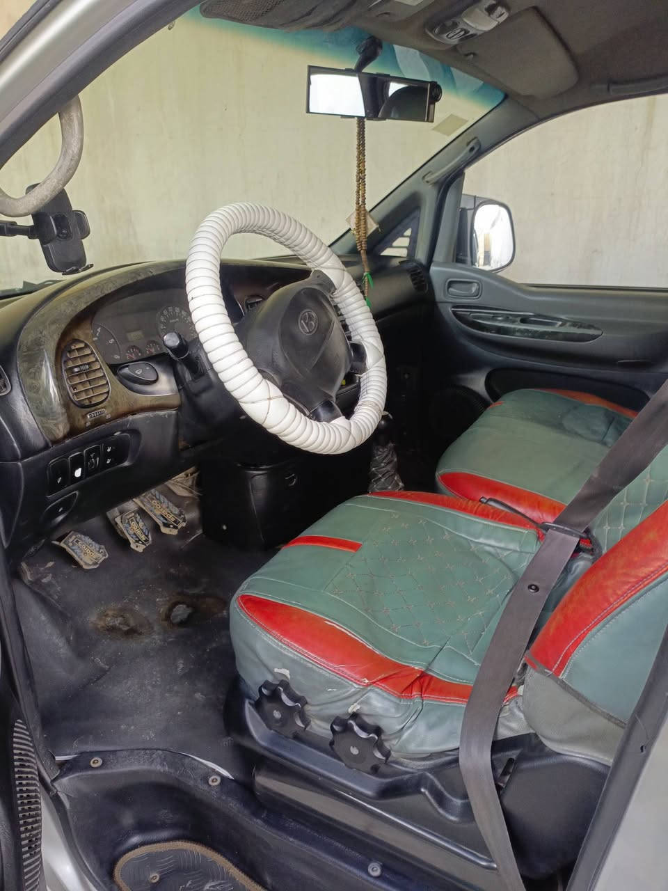 ستاركس 2007 للبيع مكينه حاويه تبريد شغال مناقصها اي شي كبل للشارع تخم تاير  شواصي خير من الله سعر 90 وبيها مجال مكان ديالى بعقوبه ***********
