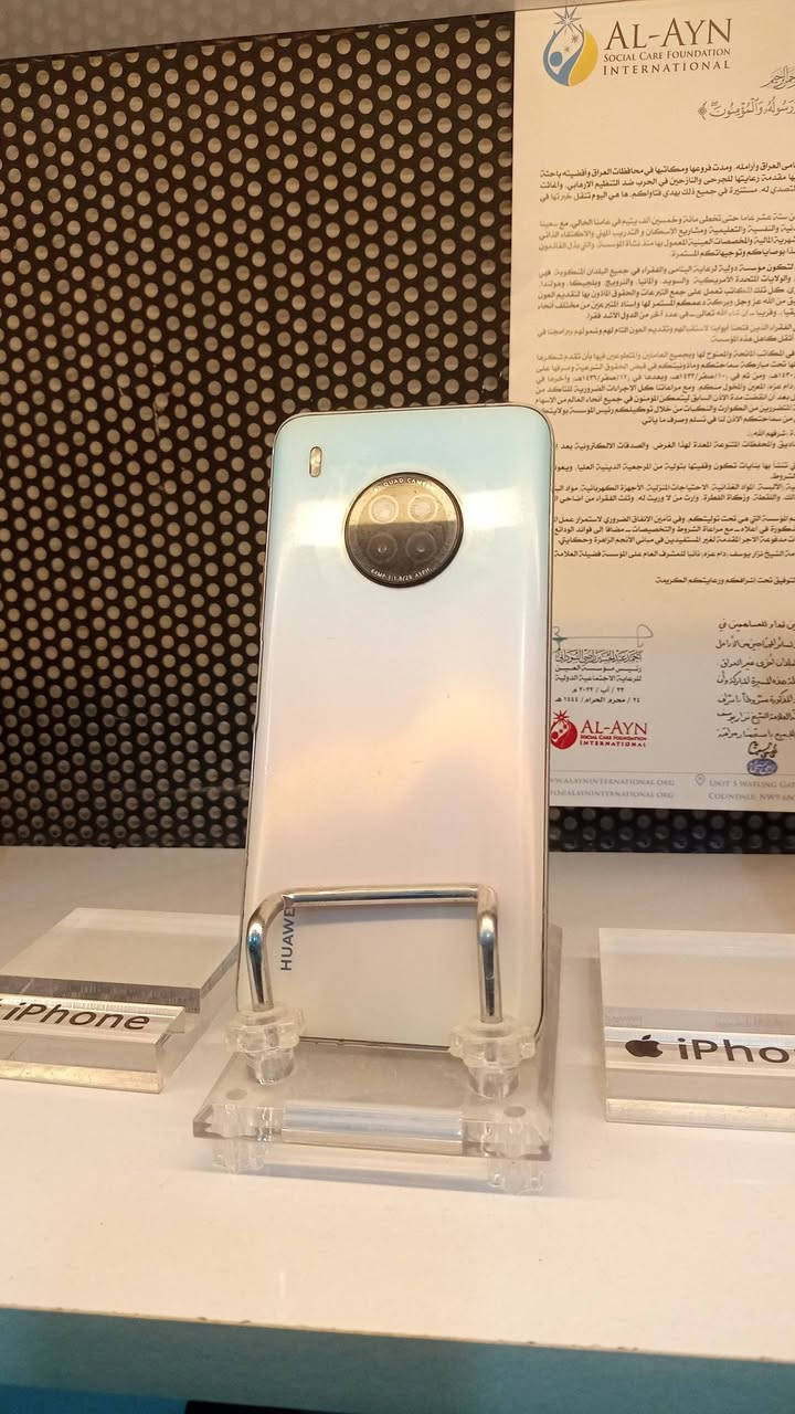 السلام عليكم 
اجهزة مستعملة بأسعار مناسبة
المكان القاسم حي العسكري الشارع العريض 
للاستفسار ***********
